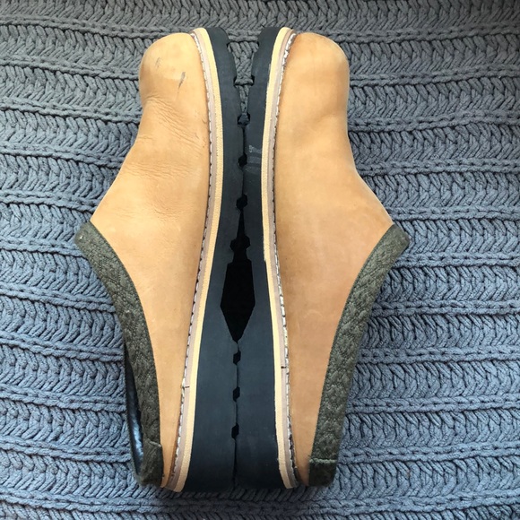 955 Originals Women’s 9 Mens 7 Slip On Clogs Otter - Picture 2 of 8